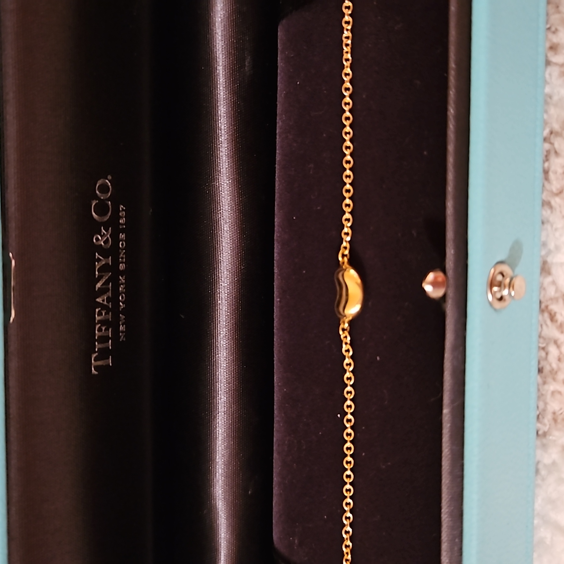 Tiffany & Co Bean Bracelet 18k Gold